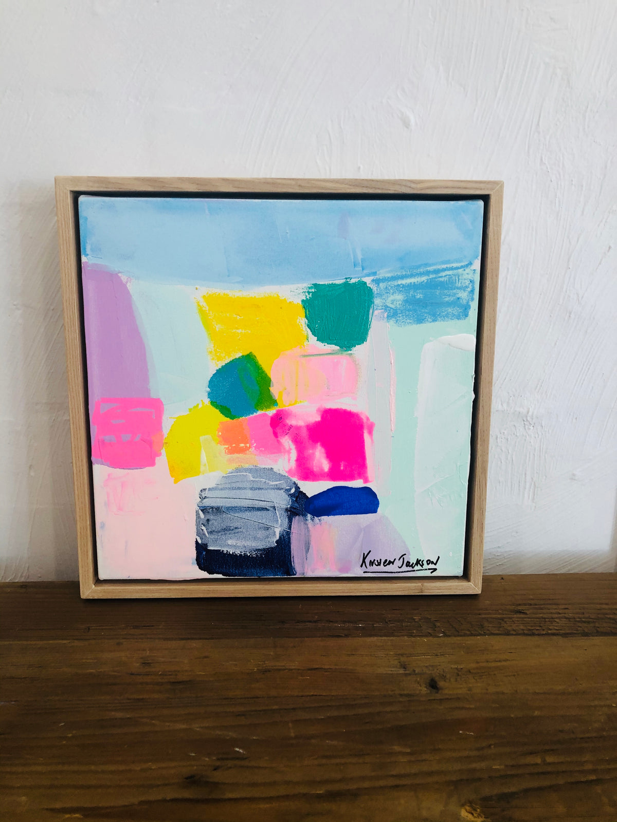 Love is all you need  33cm x 33cm